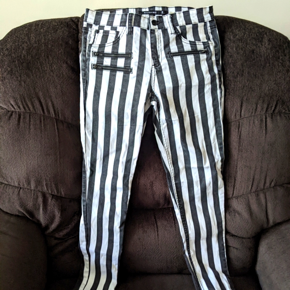 Black Heart Hot Topic pants